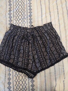 No Boundaries Shorts